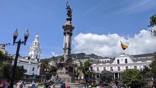 2c Rynek Główny Plaza Grande w Quito