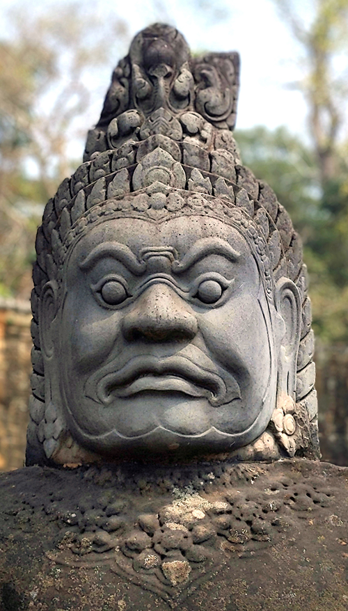 3o Strażnik u bram miasta Angkor Thom Kambodża