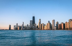 Turystyczne odbicie Chicago. Miasto przyciąga miliony odwiedzających mimo politycznej krytyki